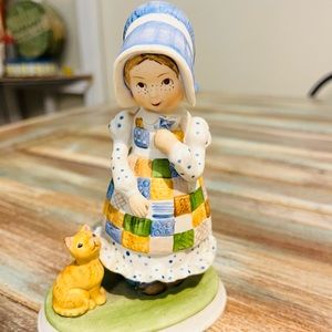 Rare Holly Hobbie collectible